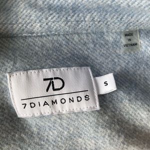 7Diamonds Light Blue button up Shirt